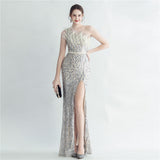 Heavy Industry Ostrich Hair Craft Bundle Hair Evening Dress with Oblique Shoulder Slit